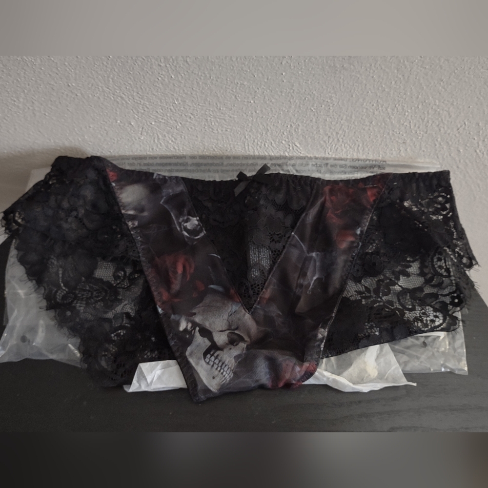 Killstar Wild Rose Mesh Panty Size Large - Brand New